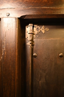 Ferronnerie d’origine décapée et reposée